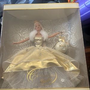 2000 holiday barbie